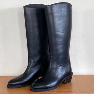 NWT HUGO BOSS TAYLOR BOOT (HIGH)